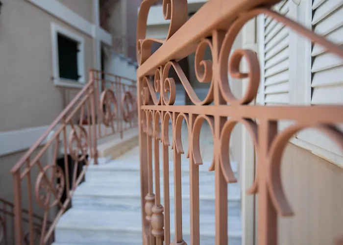 Elena's 4 Αργοστόλι