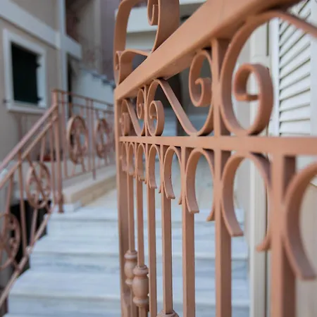 Elena's 4 阿尔戈斯托利翁